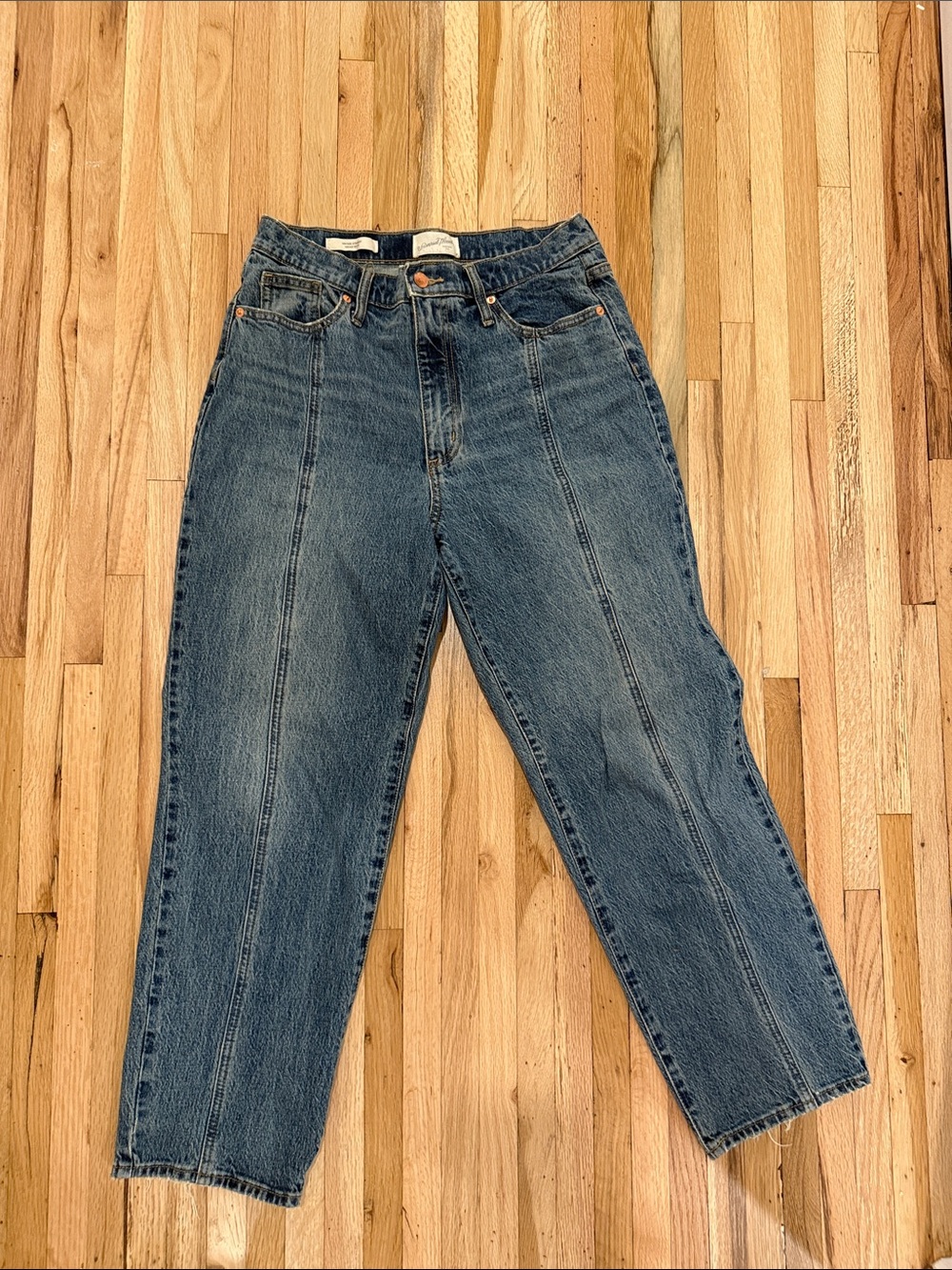Universal Thread Women's Boyfriend Jeans in Blue Wash